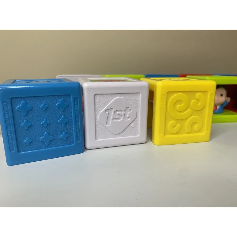 Safety 1st‎ Stack n Play Cubikals Lot of 12 Blocks for Play and Learning